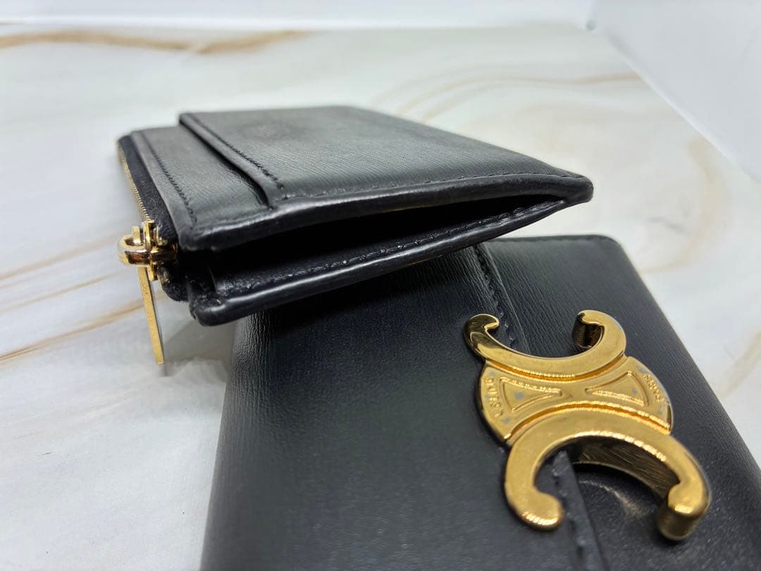 CELINE トリオンフ シャイニーカーフスキン コンパクトウォレット ブラック