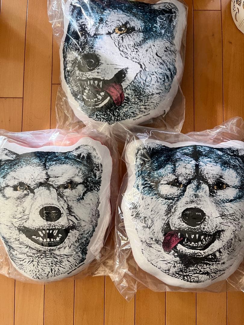 一番くじ　man with a mission c e f クッション