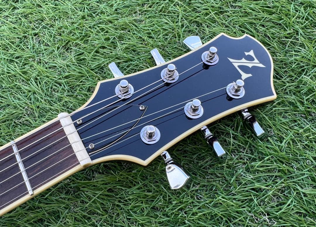 Zemaitis Z22QS キルトメイプル ブラウンサンバースト