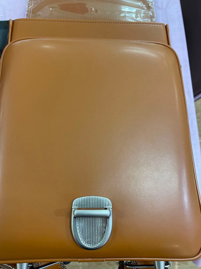 新品・未使用　男女兼用イオン３STYLEランドセル（キャメル色）