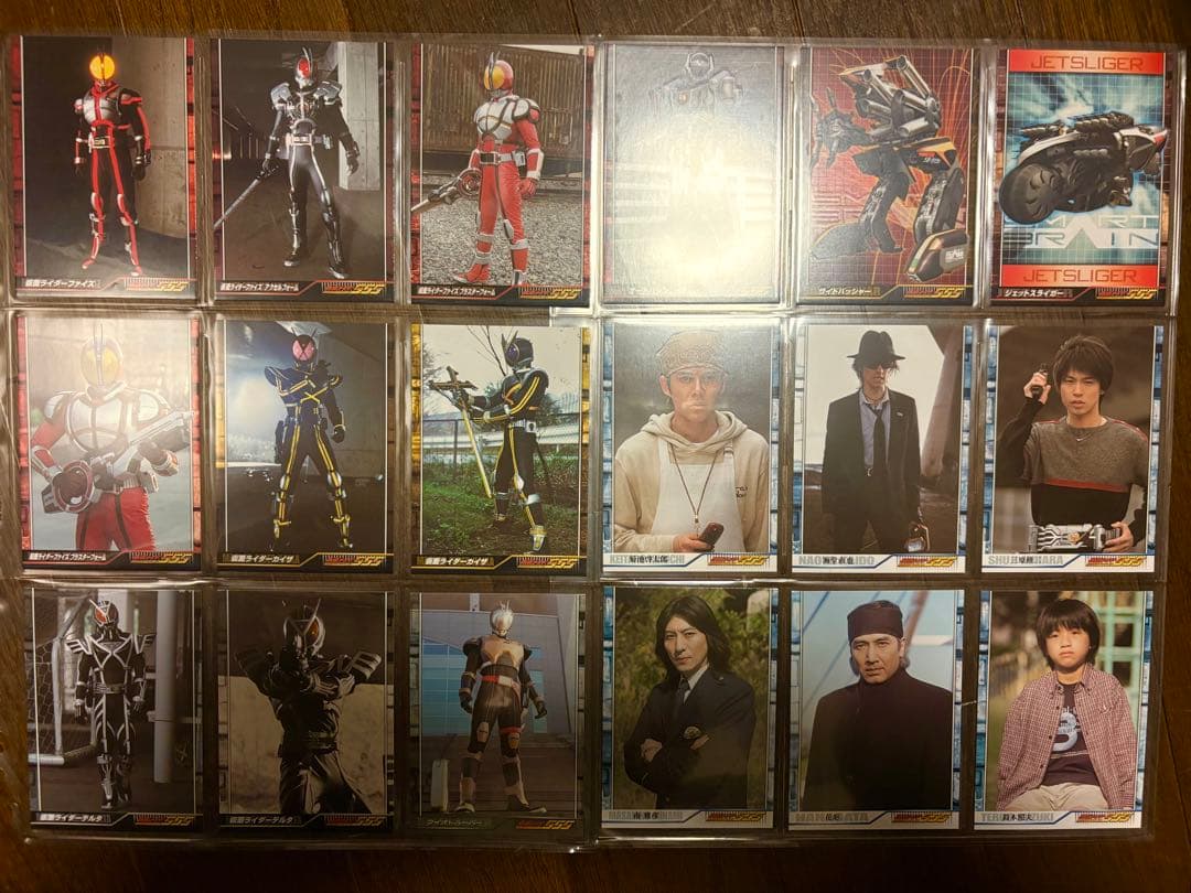 アマダ　仮面ライダーファイズ　トレーディングカードセット