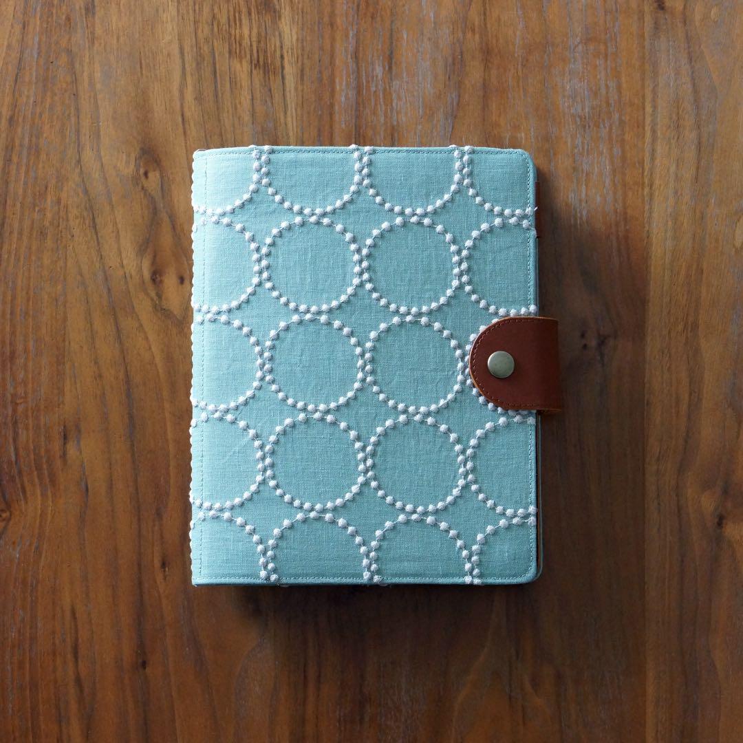 ミナペルホネン　タンバリン　A5リングバインダー20穴手帳