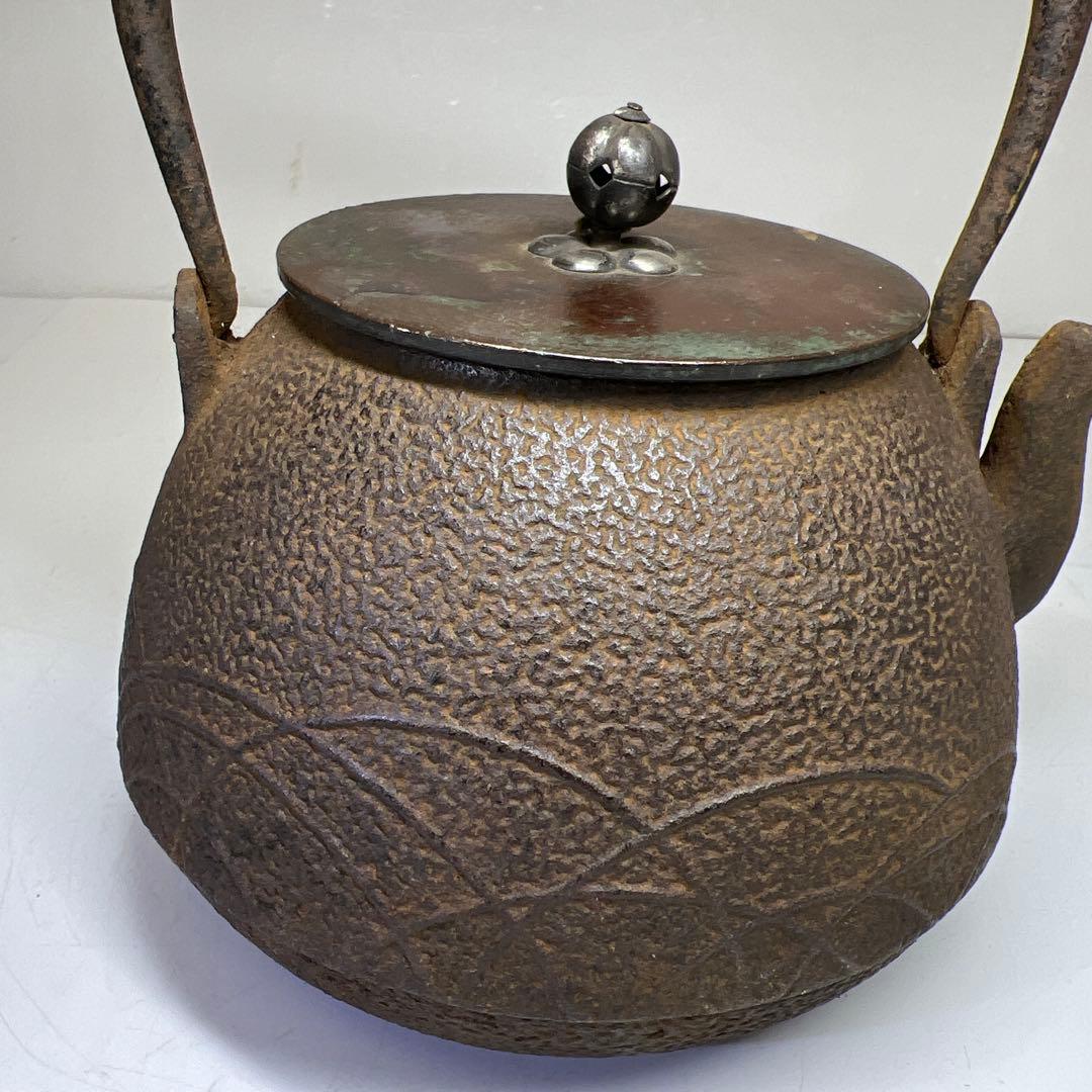 龍文堂　在銘　銀象嵌　鉄瓶　1449g タルサ　東さ7-1201☆2F