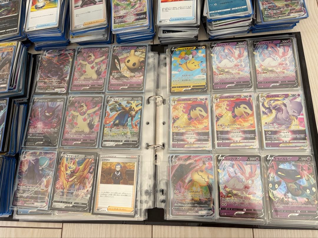 ポケモンカード引退品　2000枚前後の超大量品！