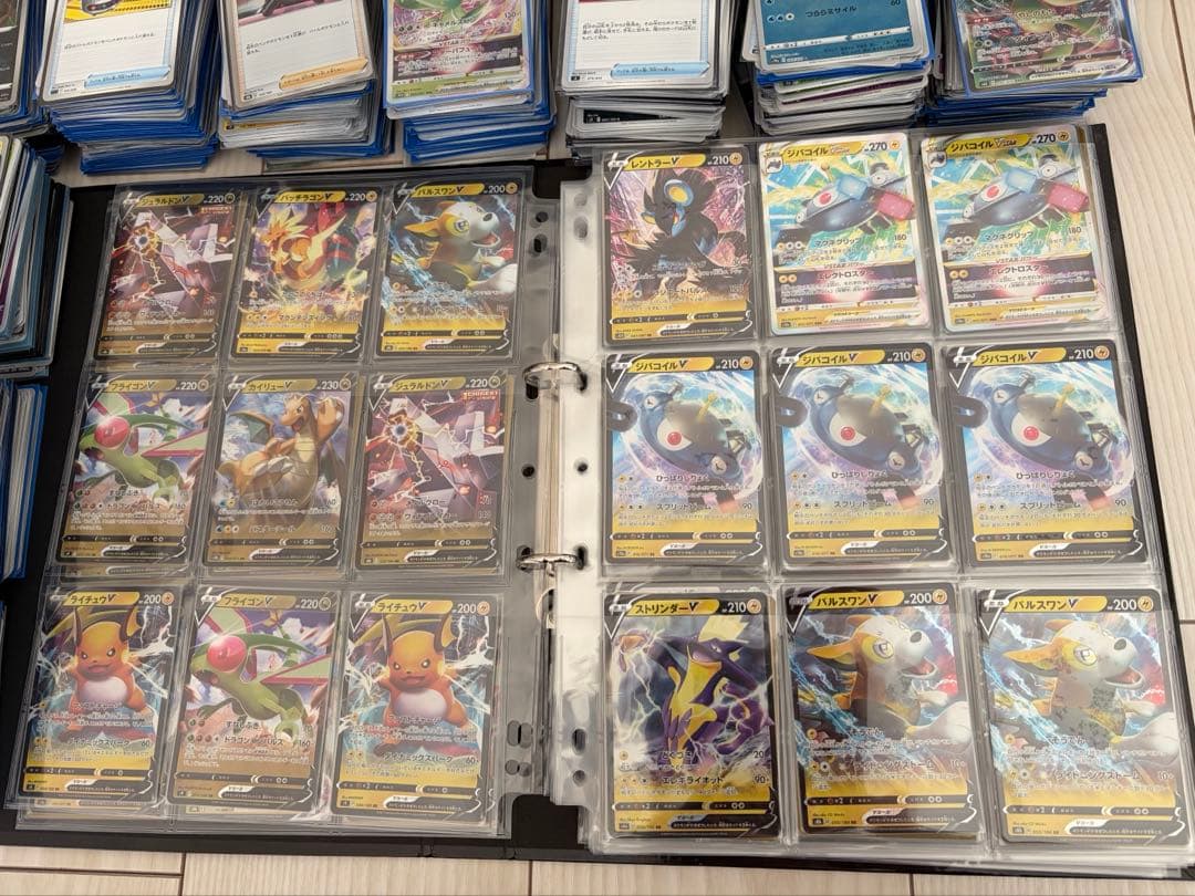 ポケモンカード引退品　2000枚前後の超大量品！