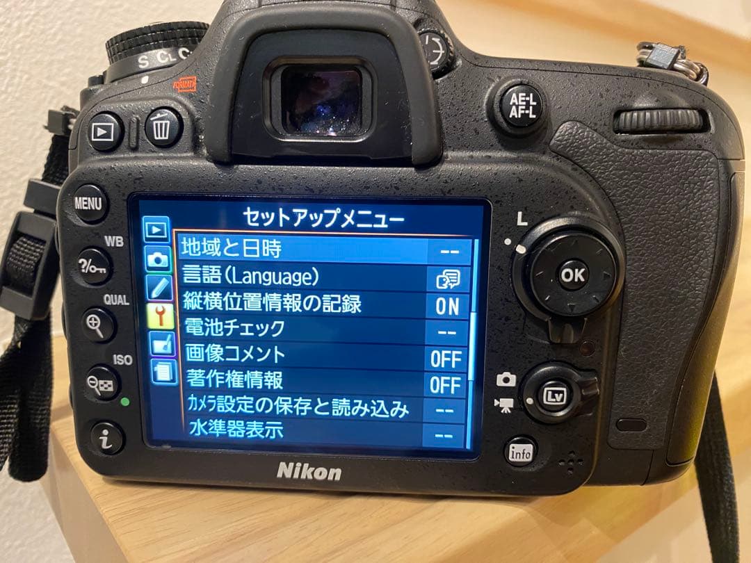 Nikon D7100デジタル一眼レフカメラ レンズ4本セット