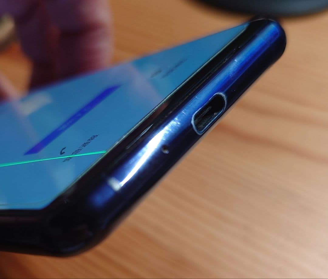 xperia 5 ii (マークII) 本体 SIMフリー 画面に緑の線あり