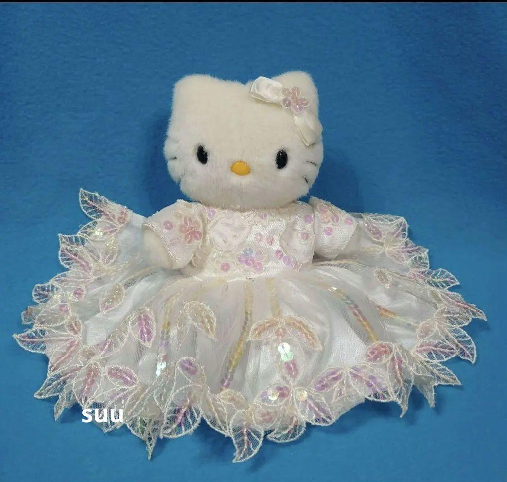 激レア♡ハローキティのぬいぐるみ♡刺繍とスパンコールドレス♡エルマン社2000