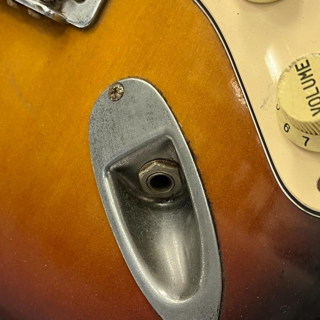 ふ*ち様 【中古】fender フェンダー エレキギター 弦なし ストラトキャス