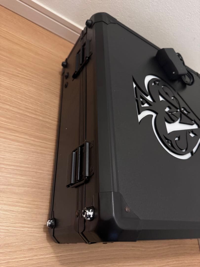 新品 シャンパン ケース LED アルマンド アタッシュケース