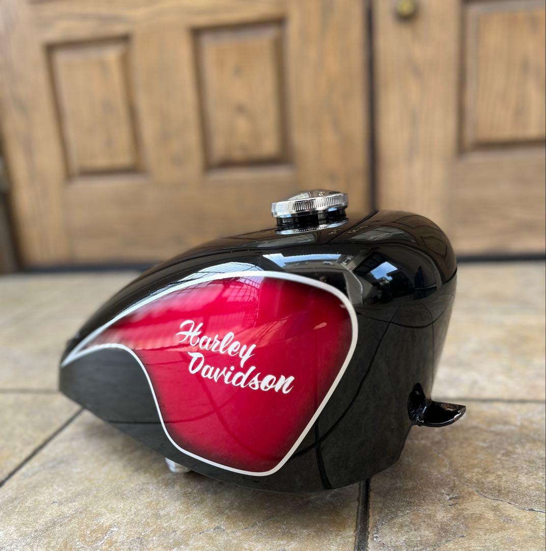 スポーツスター　タンク　チョッパー　ショベル　パン　ナックル　ピンスト