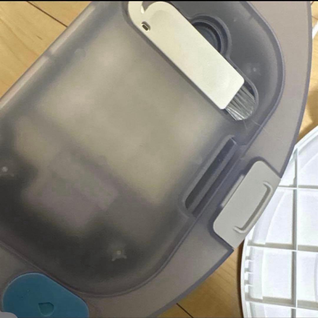 iRobot Roomba ホワイト 充電ドック付き　ルンバ　アイロボット　安い