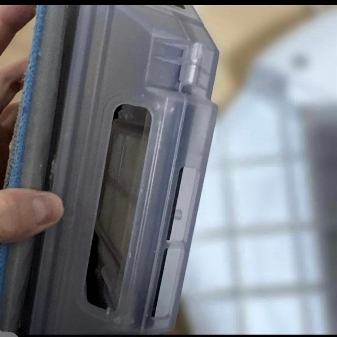 iRobot Roomba ホワイト 充電ドック付き　ルンバ　アイロボット　安い