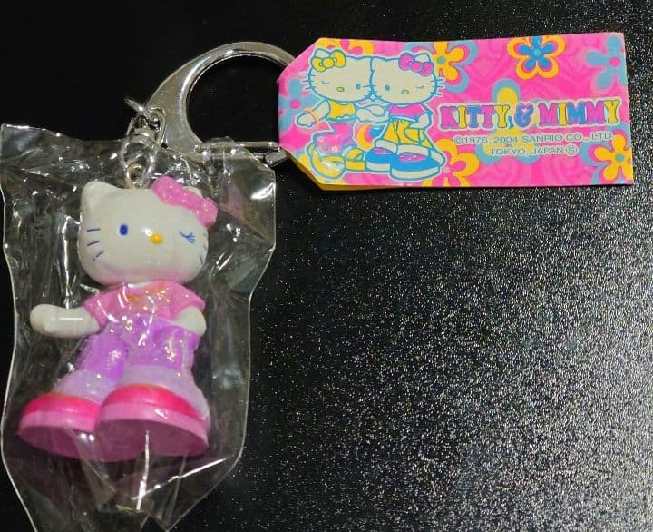 新品未開封　キティ　ヒップホップ　キーホルダー　ストラップ　レア