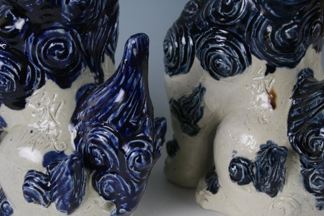 金城敏徳 作　呉須立シーサー（特大）1対