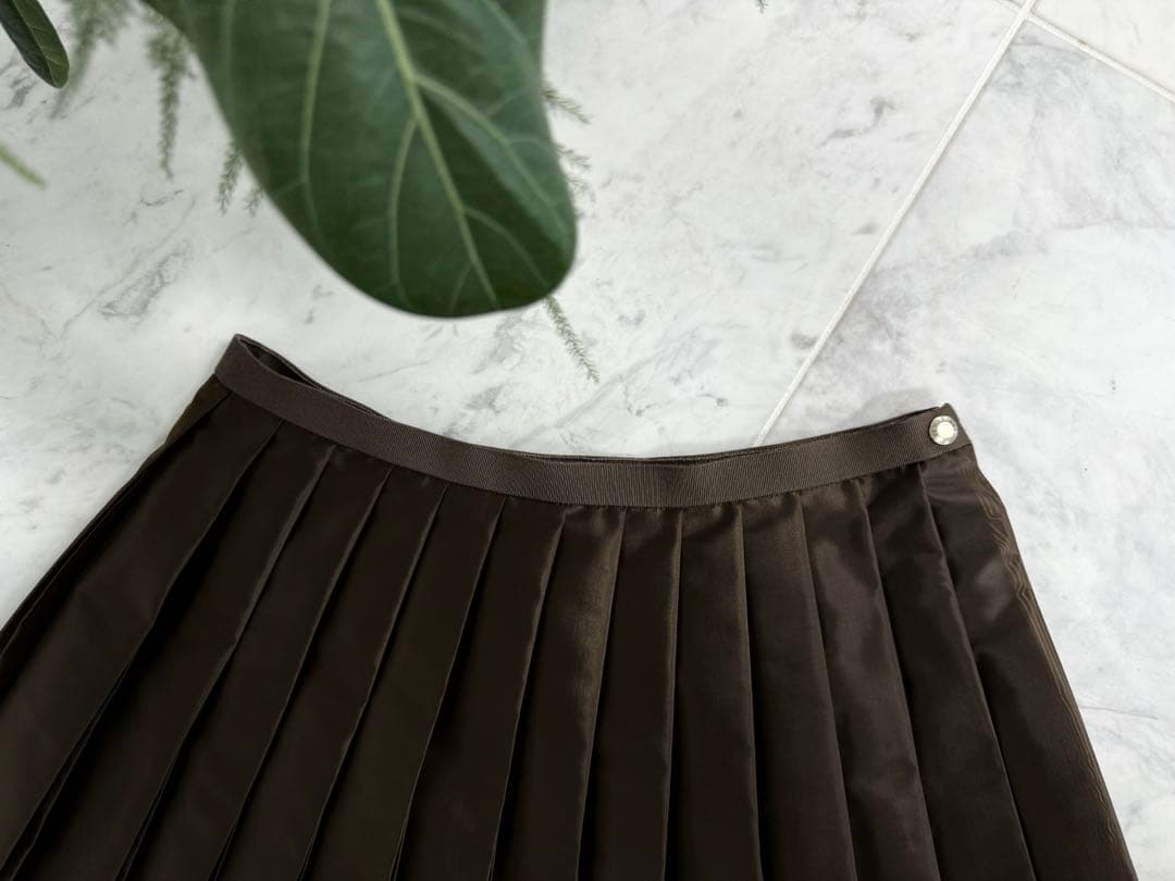 美品★24年Drawer ドゥロワー PRE2タフタプリーツスカート36