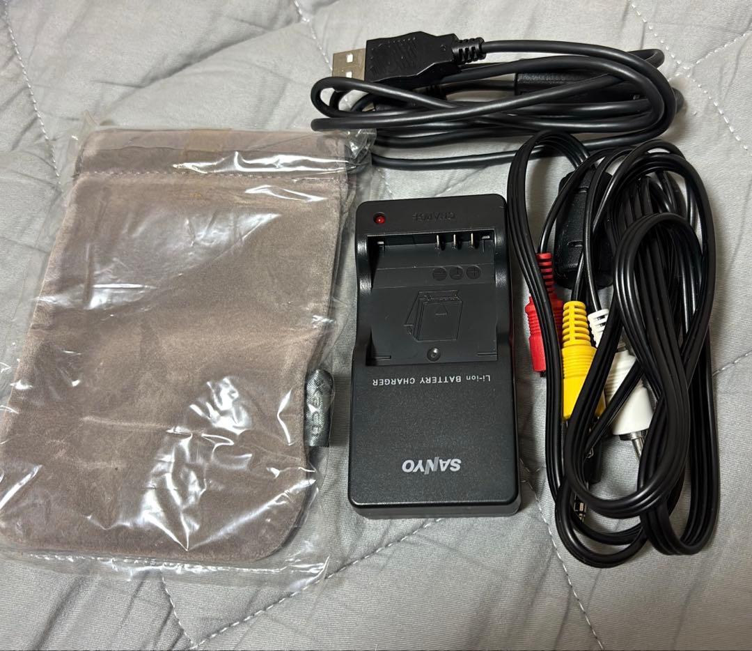 ［起動確認済］SANYO Xacti 6メガピクセル デジタルムービーカメラ