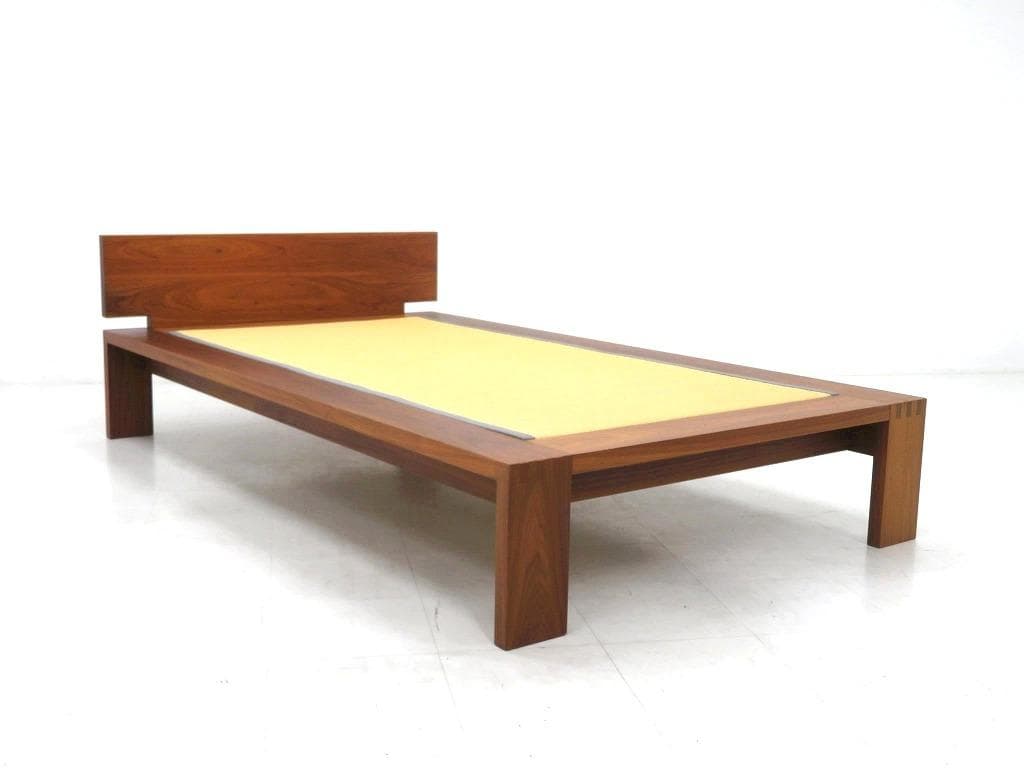 展示品　家具蔵　カグラ　ウォールナット　無垢材　タタミ　シングルベッド