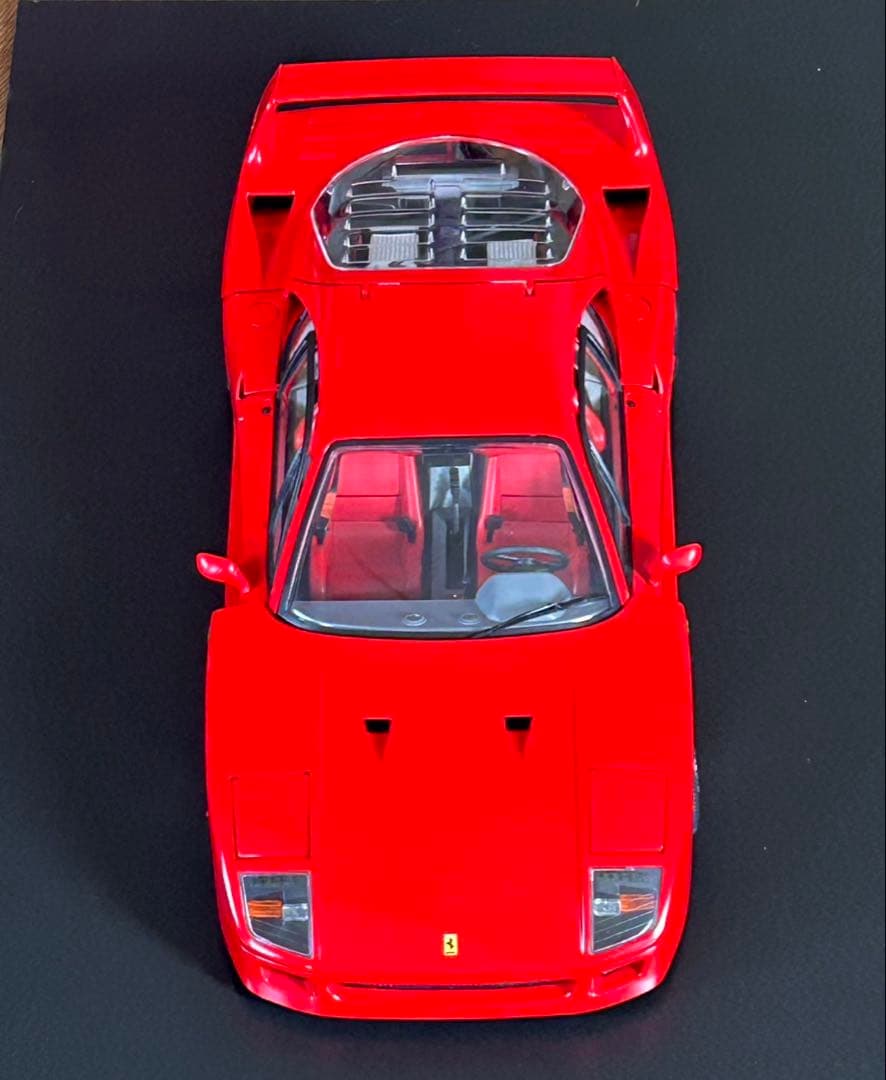 ポケール 1/8 フェラーリF40