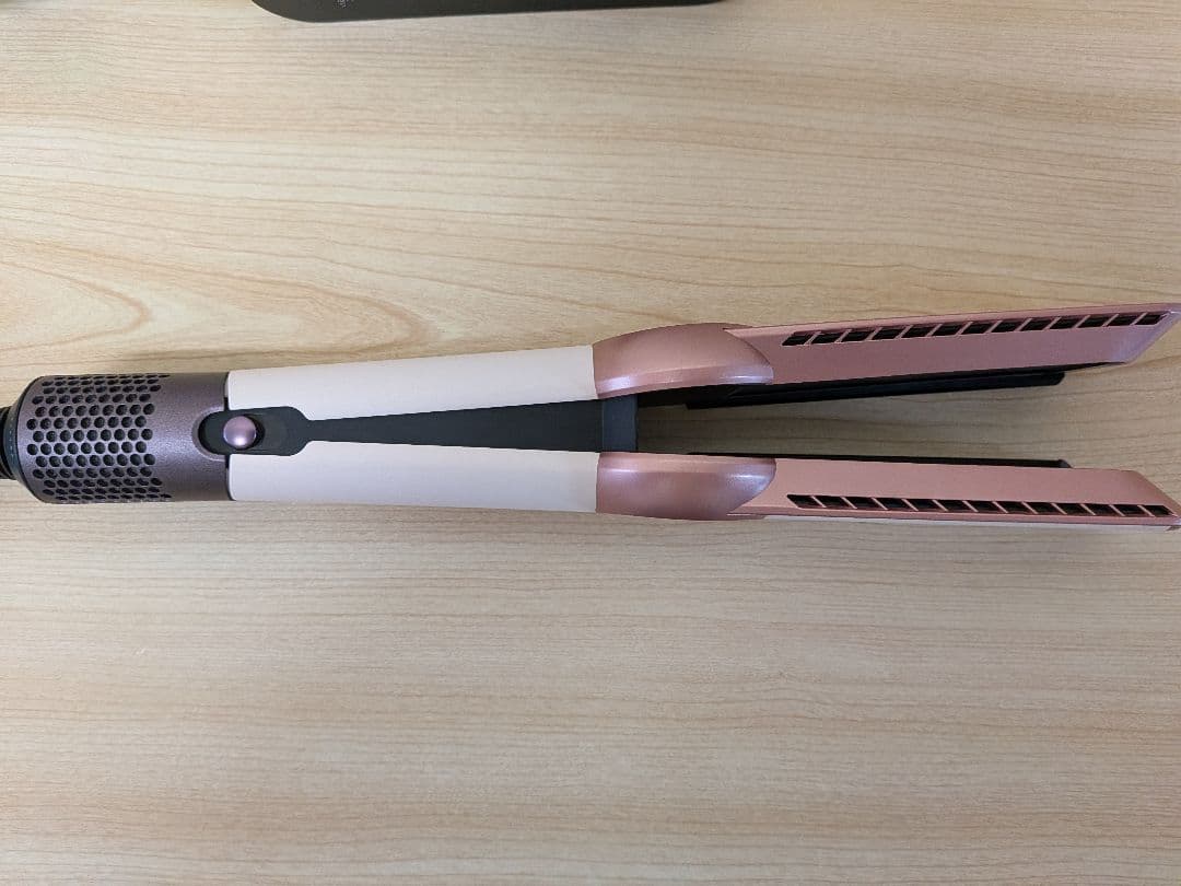 Dyson ヘアドライヤー ピンク