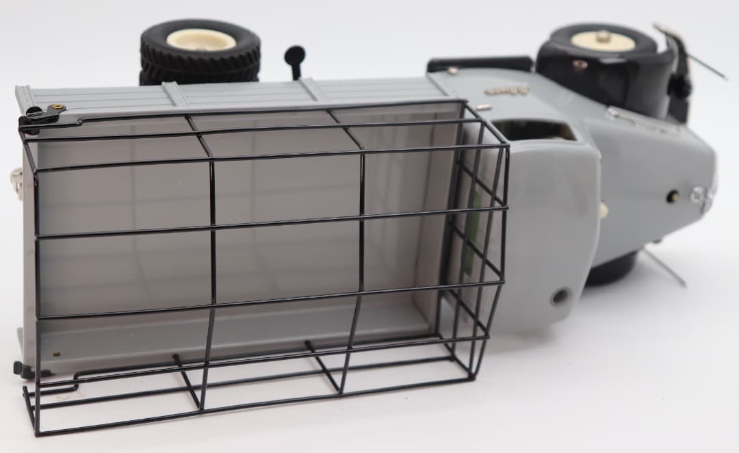 SCHUCO 2005 MAN F8 ホロ付きディーゼル・トラック 保管品