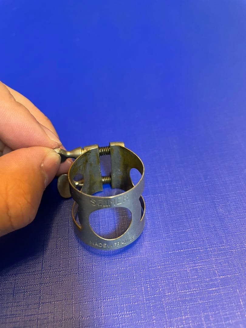 SELMER アルトサックスリガチャー　スモールin ニッケルシルバー