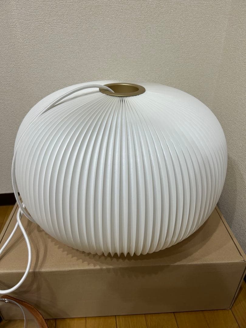 LE KLINT ラメラ　ペンダントライト