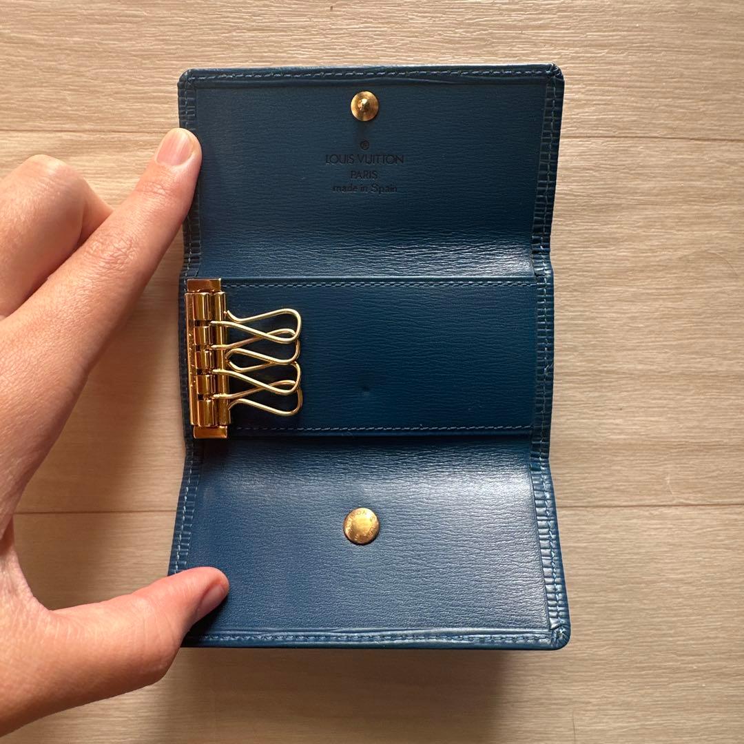 Louis Vuitton エピレザー キーケース 青　ブルー　メンズ