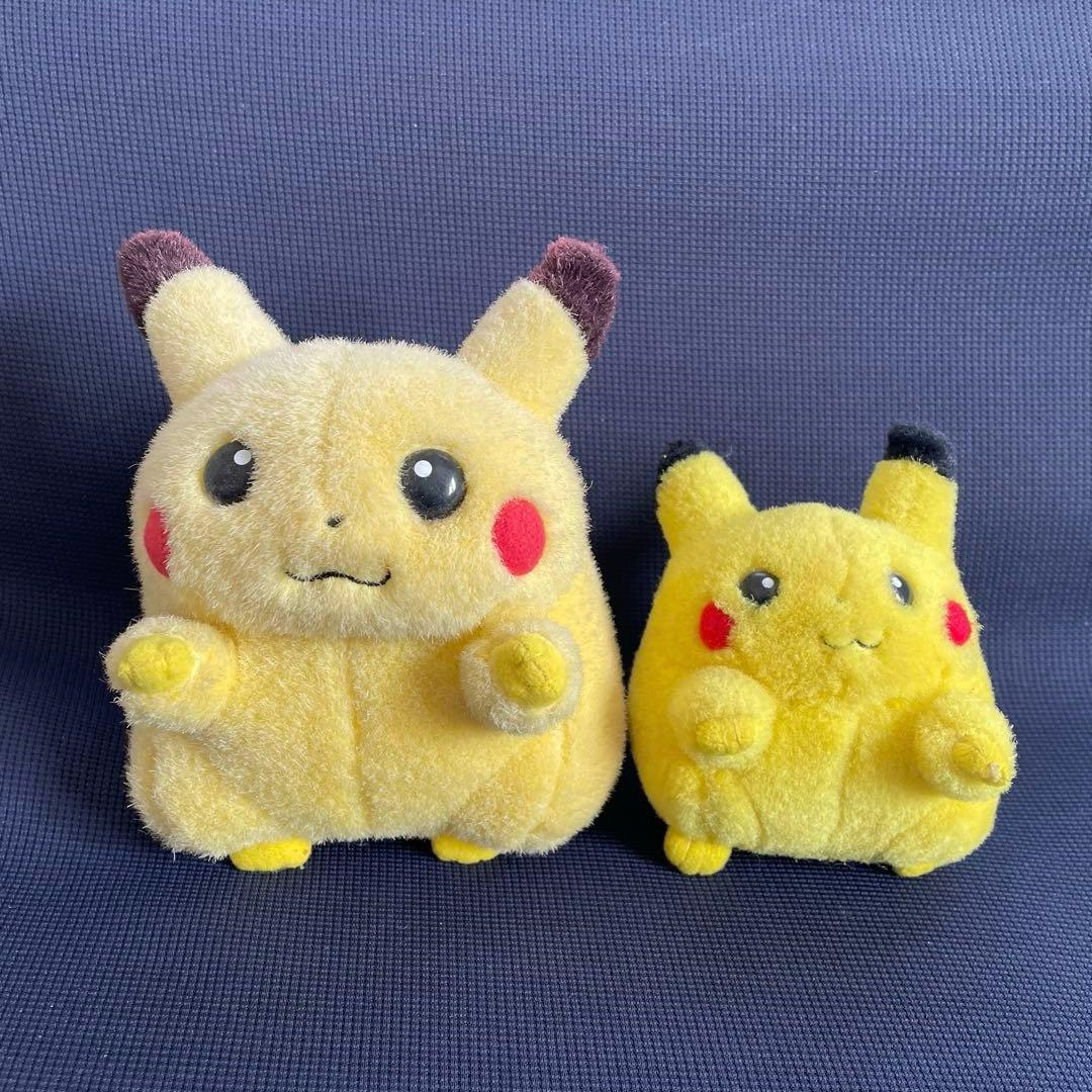 TOMY 初期ピカチュウ ぬいぐるみ 大小セット