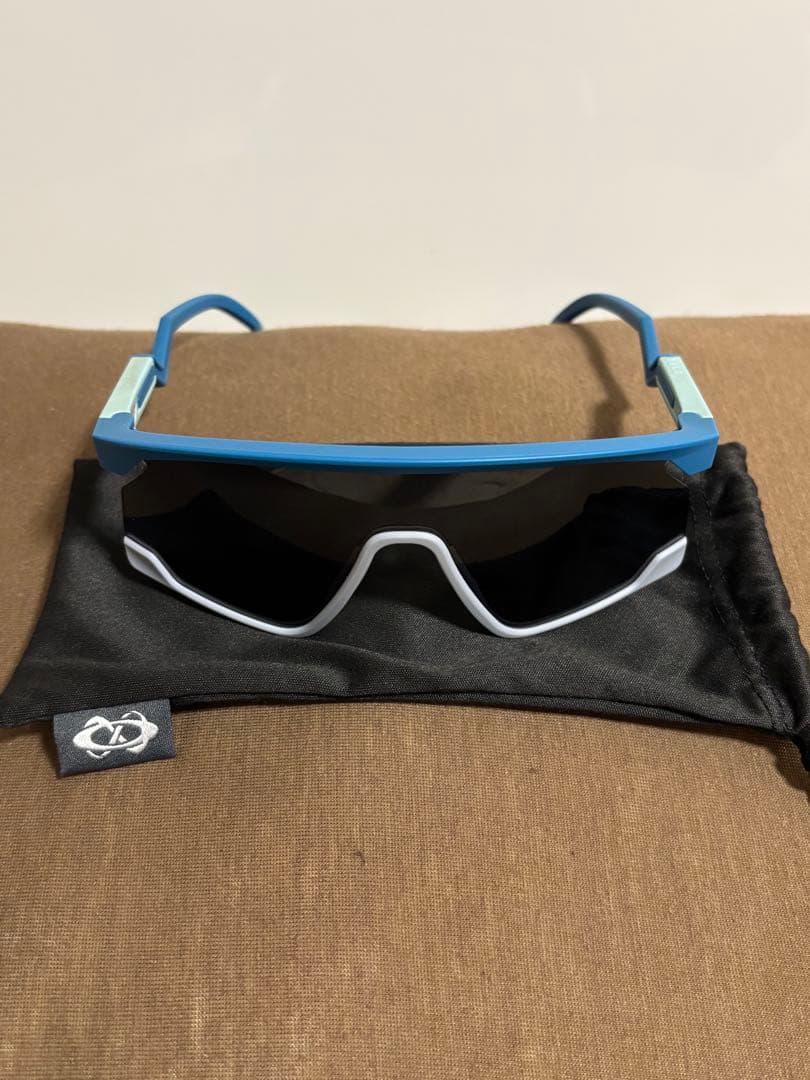 【りんご】Oakley サングラス BXTR(バクスター)