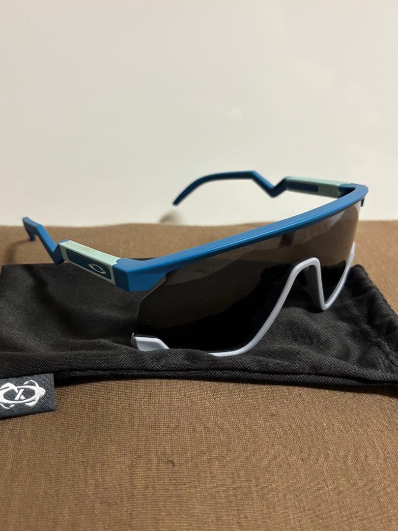 【りんご】Oakley サングラス BXTR(バクスター)