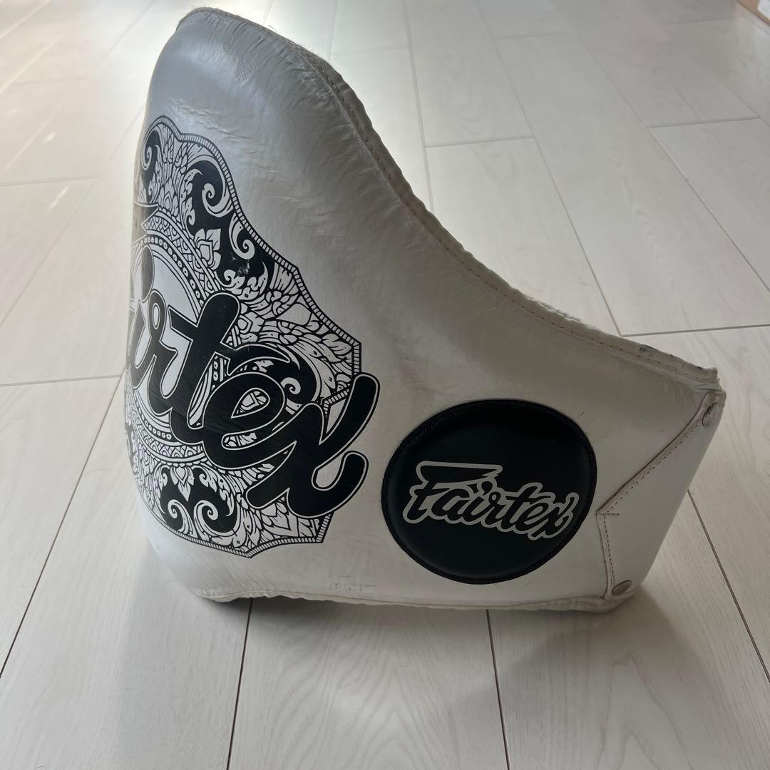 Fairtex ボディプロテクター ホワイト
