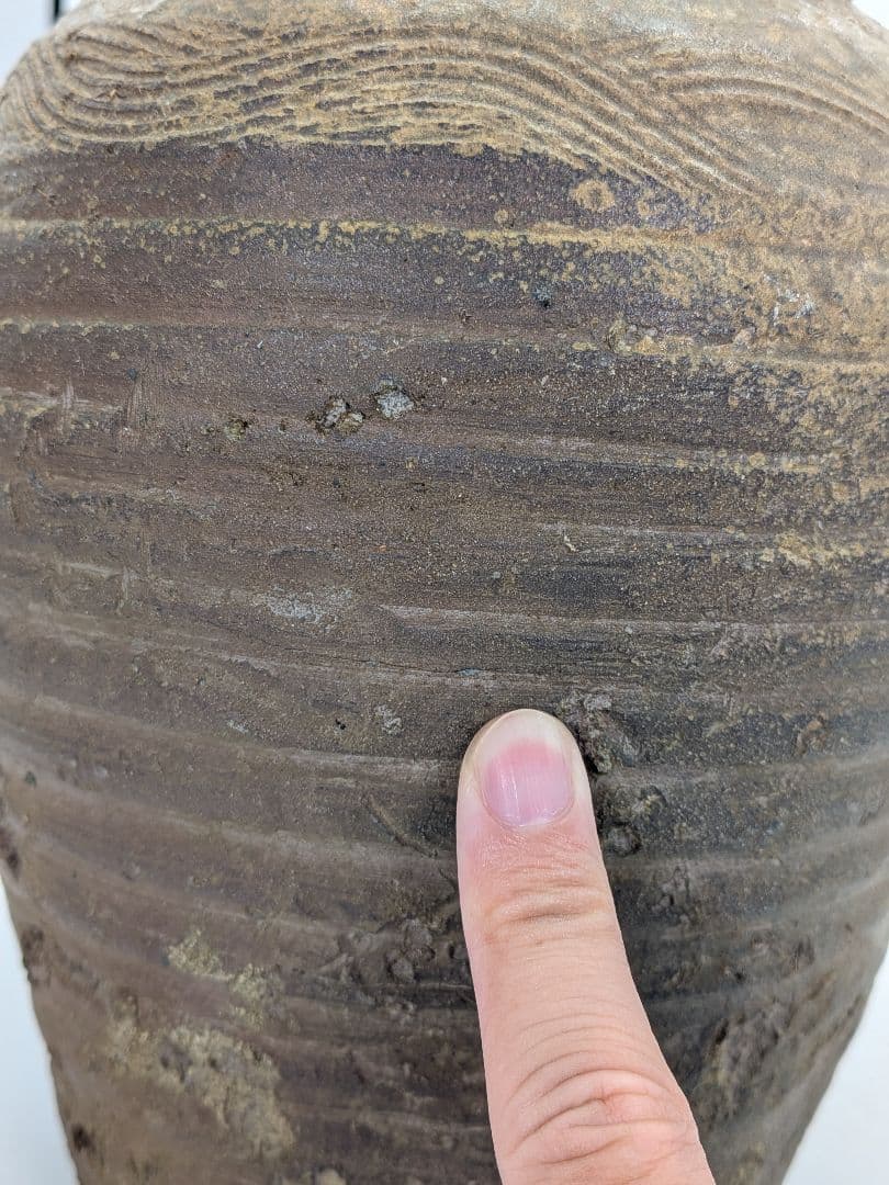 【直しあり】 備前焼 波状文壷 壺 無銘 骨董品 古美術品 ツボ 置物 時代物