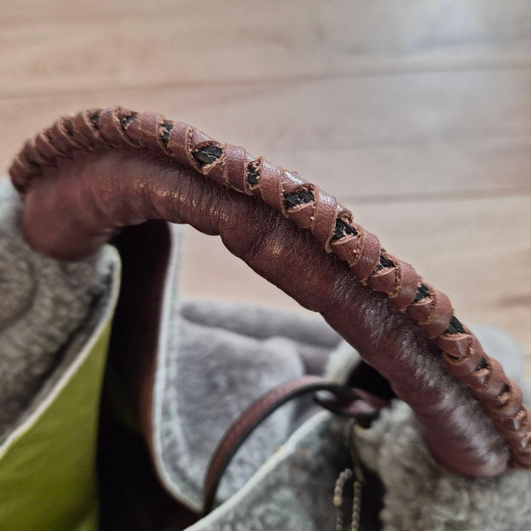 美品 a.d.m.j ムートン ファー バッグ グレー