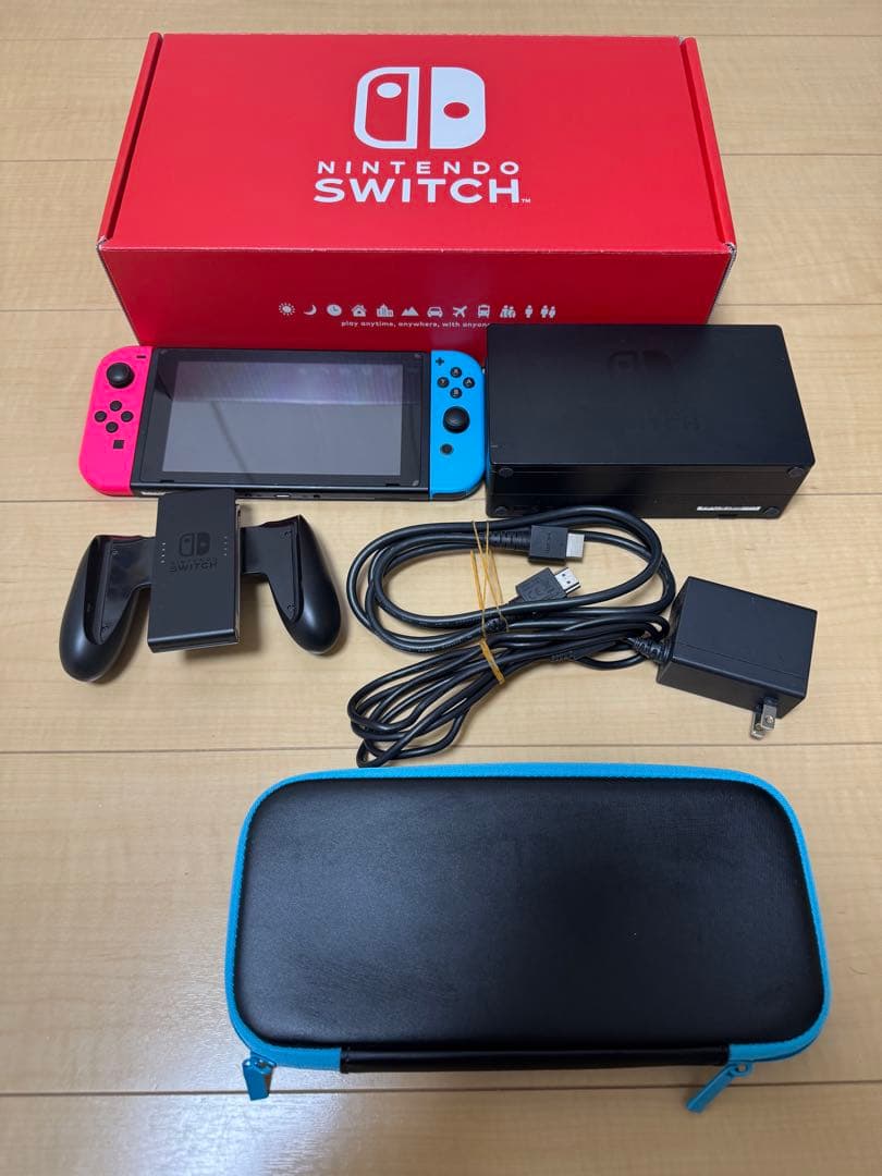 ニンテンドーSwitch 本体　Nintendo Switch スイッチ