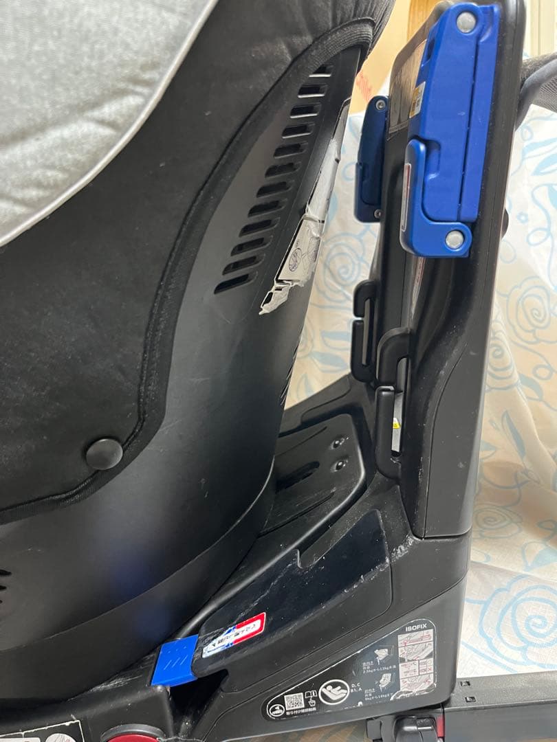 【箱と説明書あり】Aprica クルリラ　チャイルドシート ベルト&ISOFIX