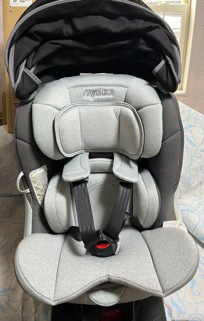 【箱と説明書あり】Aprica クルリラ　チャイルドシート ベルト&ISOFIX