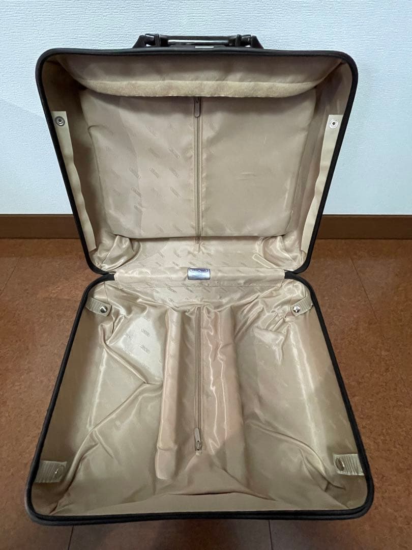 RIMOWA リモワ サルサ デラックス ハイブリッド ビジネス 4輪 32L