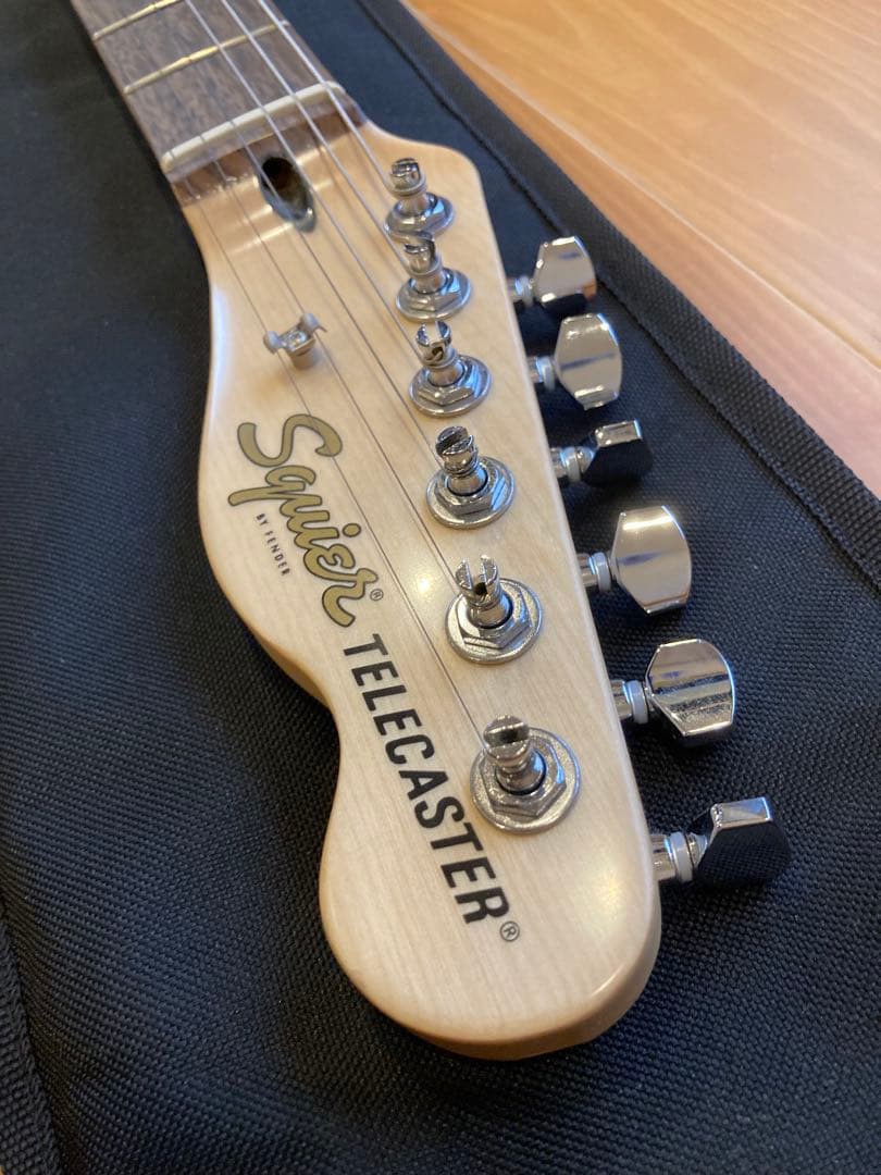 Squier Telecaster 青 ギターケース付き
