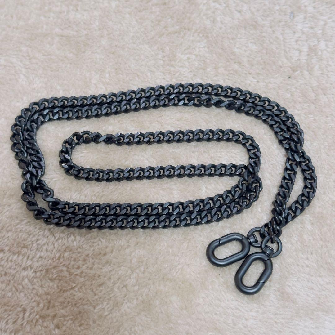 BALENCIAGA チェーンストラップ