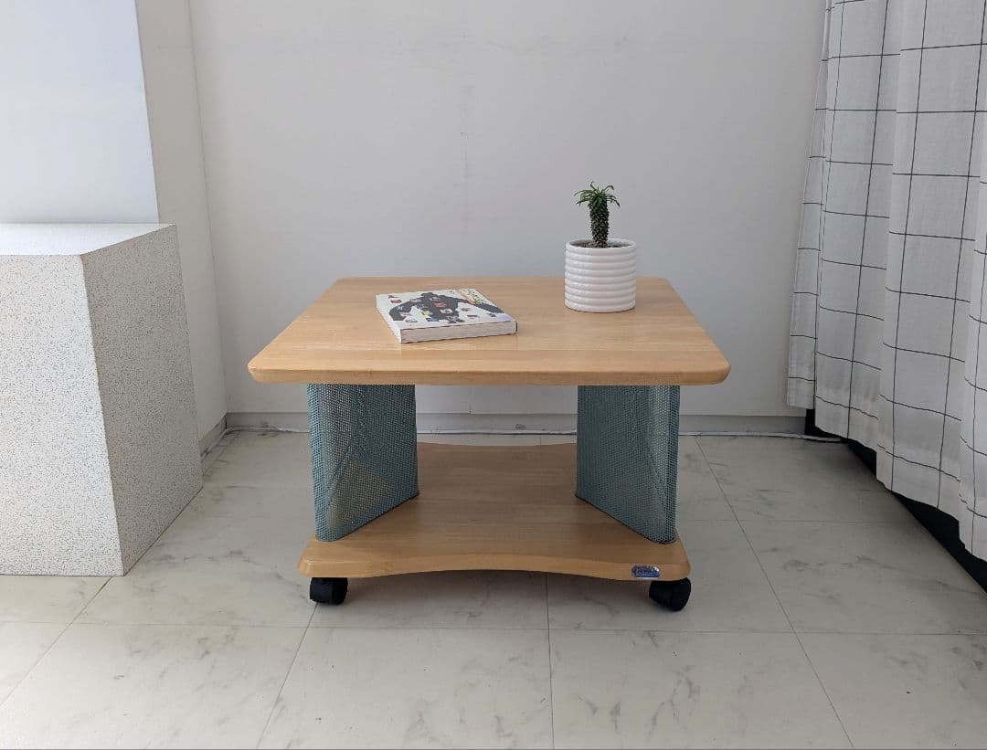 90s vintage パンチングメタルのブックスタンド付き テーブル