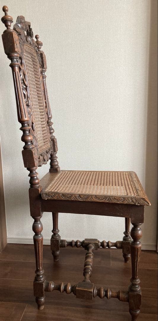 英国アンティーク　ゴシック様式木製チェア　椅子 ラタン籐張り　西洋　イギリス