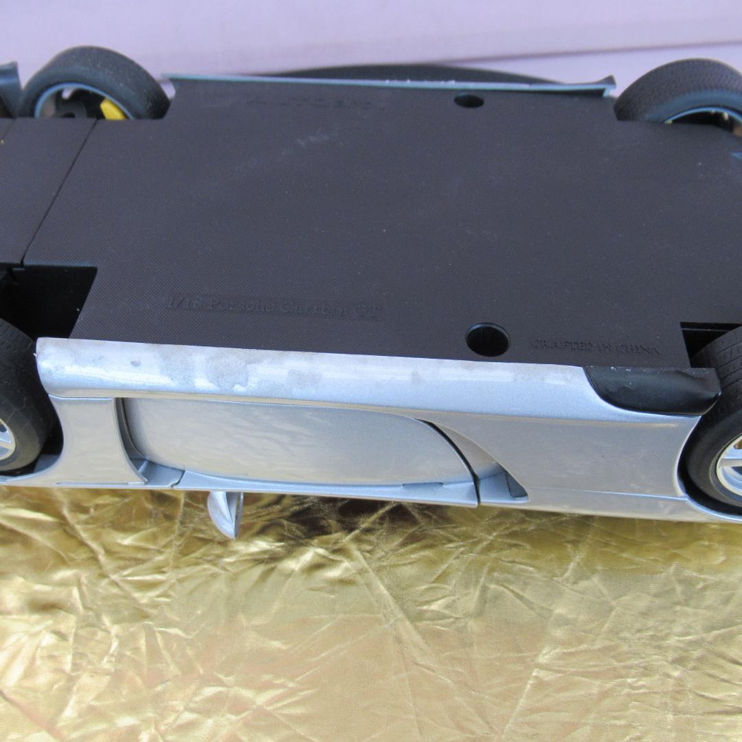 す*み様 1/18 AUTOartオートアート 78041 ポルシェ カレラGT