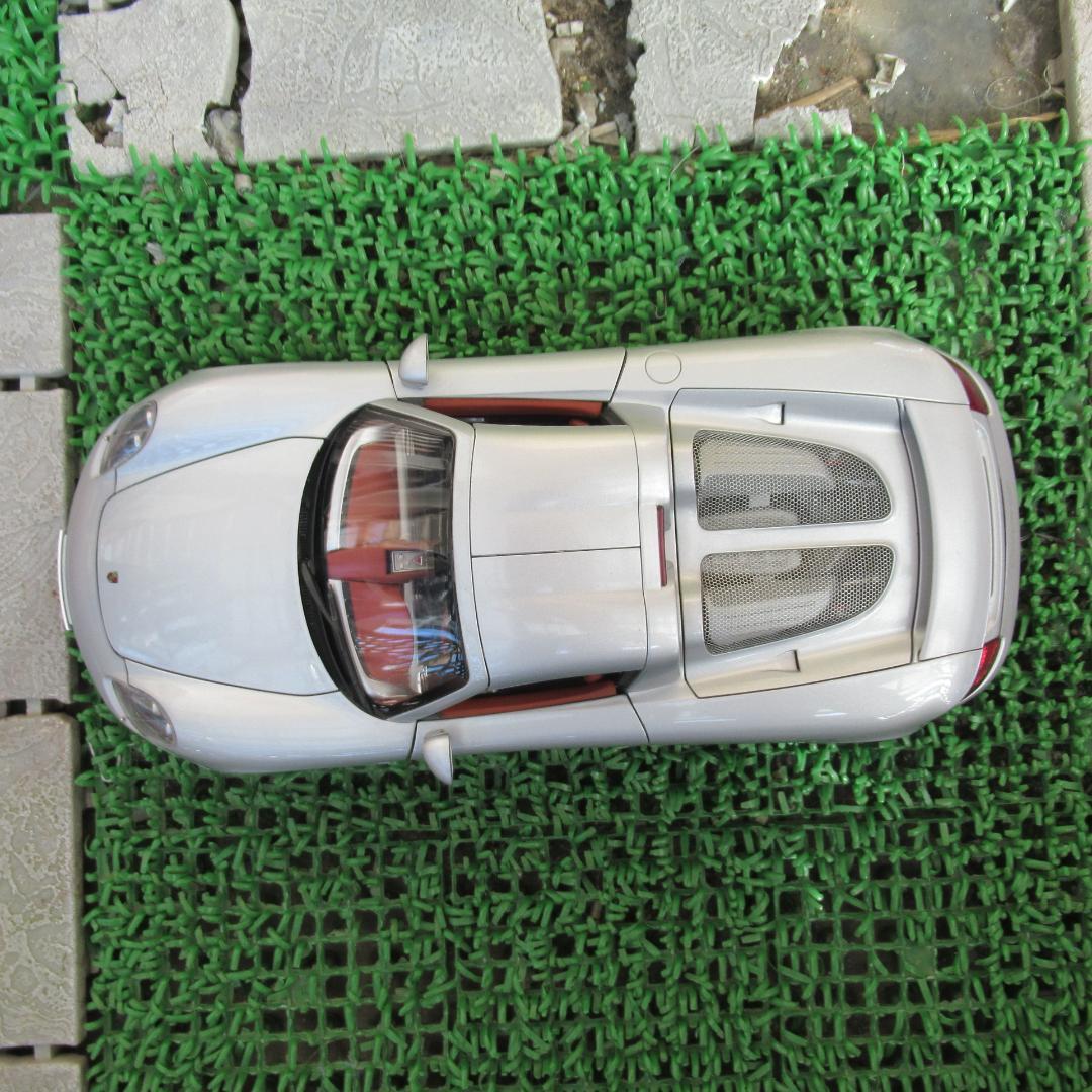 す*み様 1/18 AUTOartオートアート 78041 ポルシェ カレラGT