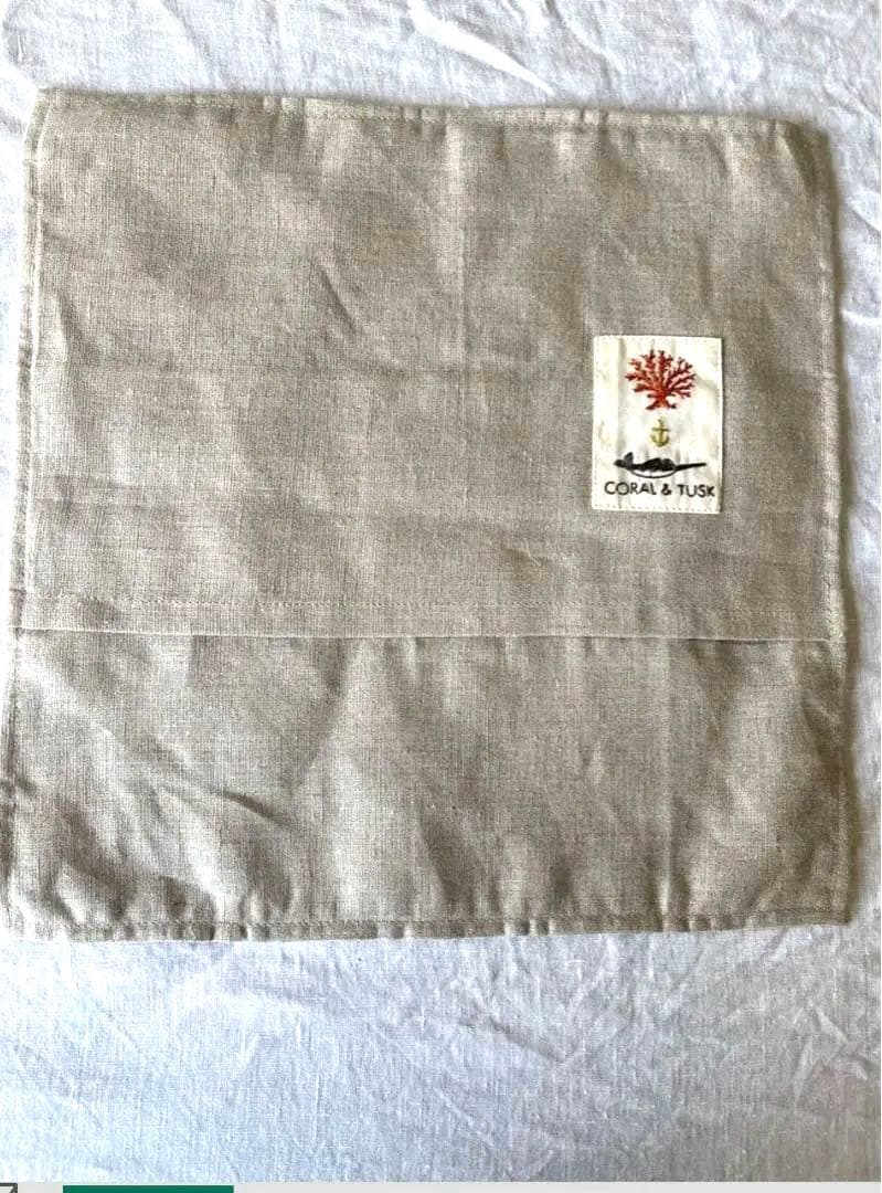 新品　コーラル&タスク　クッションカバー