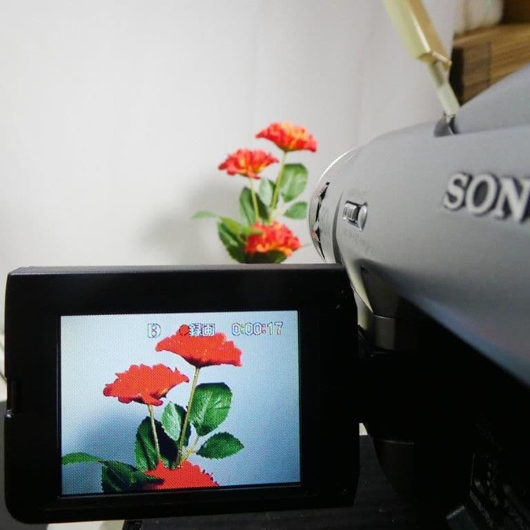 動作良好ソニー DCR-TRV735　デジタルビデオカメラ VideoHi8/8