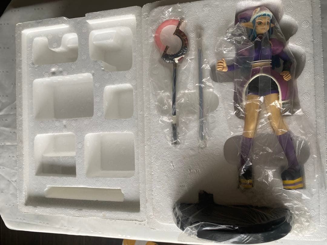 PSO ファンタシースターオンライン フォニュエール フィギュア コールドキャス