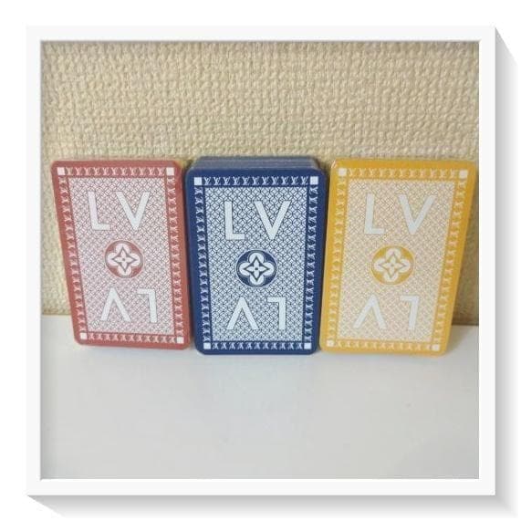 《未使用》激レア　ルイヴィトン カルト トワ ジュー3色トランプ