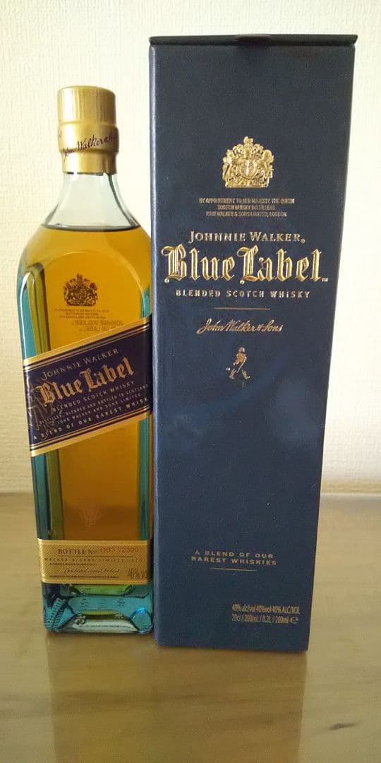 正規品　ジョニーウォーカー　ブルーラベル　200ml