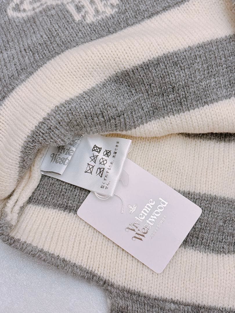 vivienne westwood オーブフラップ付ニット帽